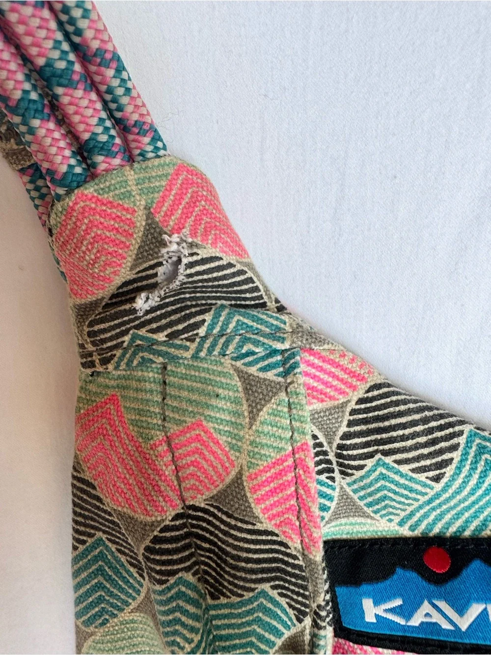 Kavu Pink Teal and Black Geometric Rope Sling Backpack - Picture 3 of 6
